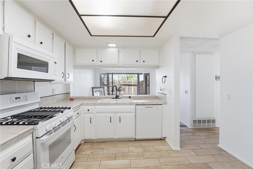 6567 Carioca Lane