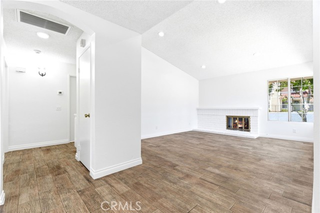 1685 DIAMOND BAR BLVD