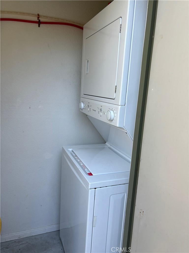 2612 Avenida Del Vista 203