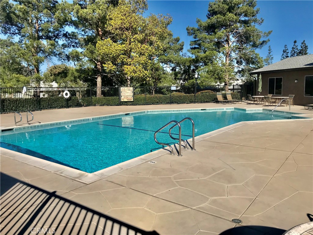 2612 Avenida Del Vista 203
