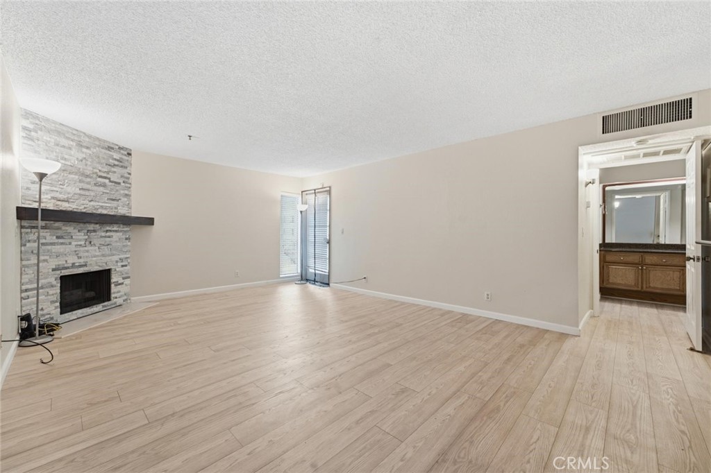 5705 Friars 22