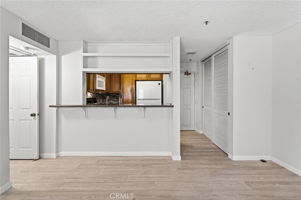 5705 Friars 22