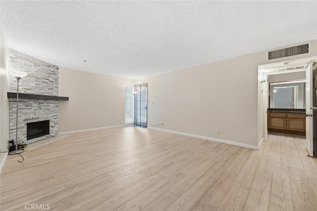 5705 Friars 22