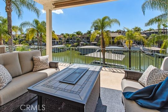 30181 Swan Point