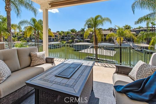 30181 Swan Point
