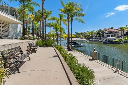 30181 Swan Point