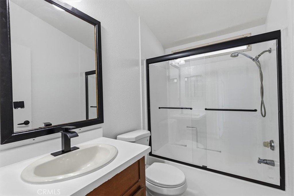 15621 Beach Boulevard 53