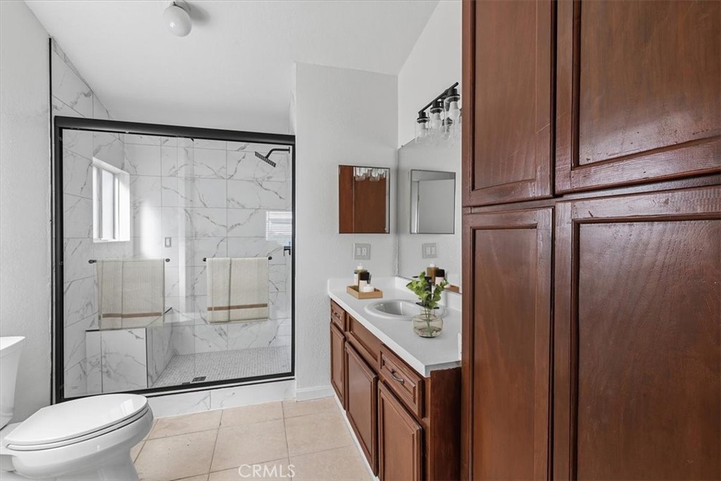 15621 Beach Boulevard 53