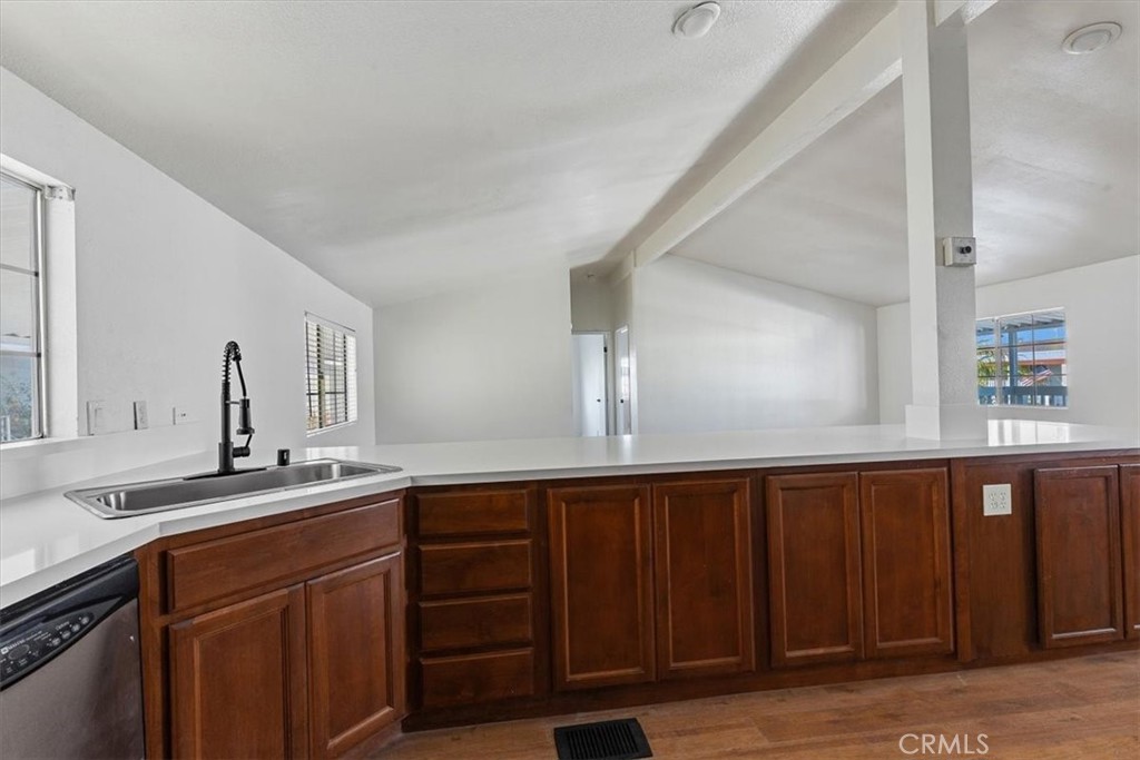 15621 Beach Boulevard 53