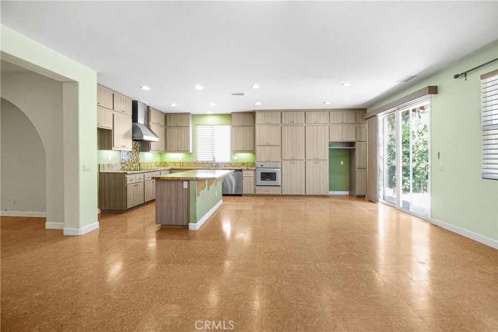 27880 Hastings Drive