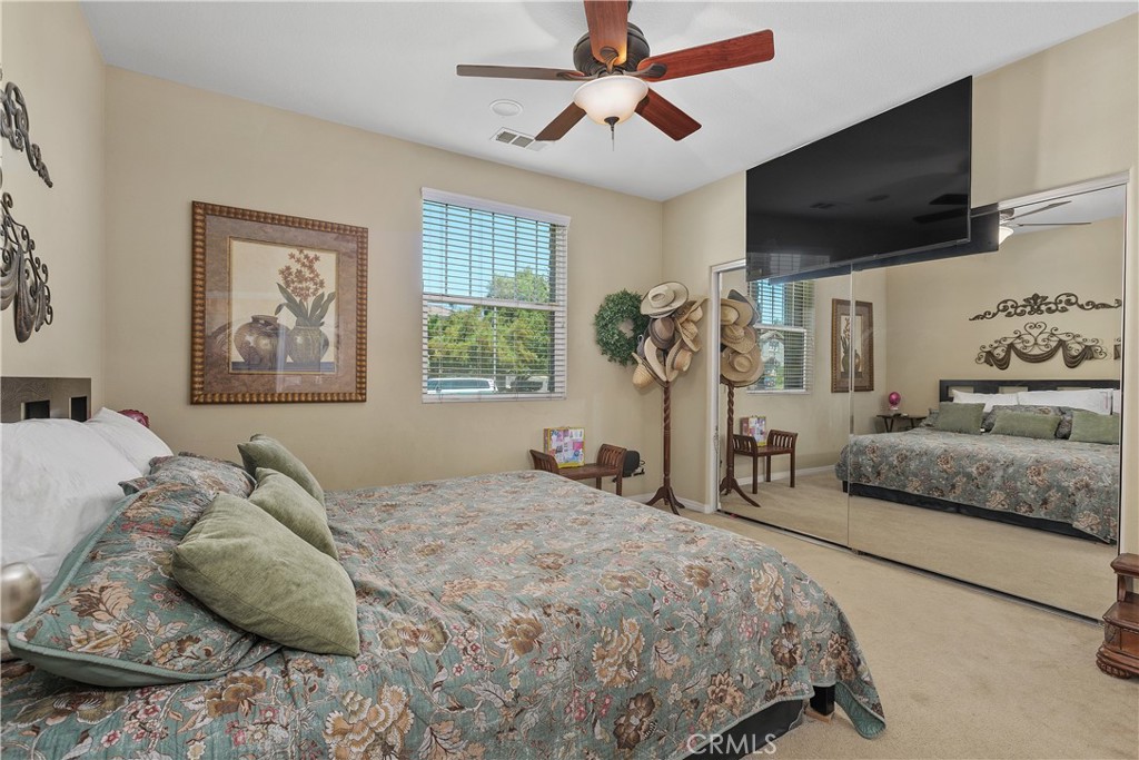 9479 Lost Grove