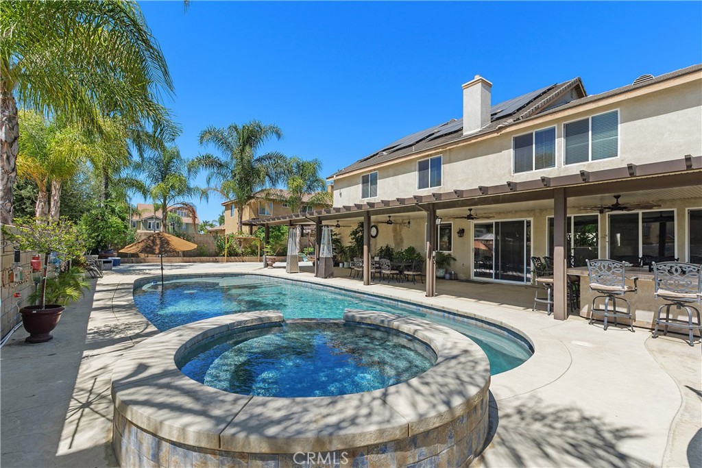 9479 Lost Grove