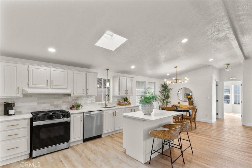 9080 Bloomfield 31