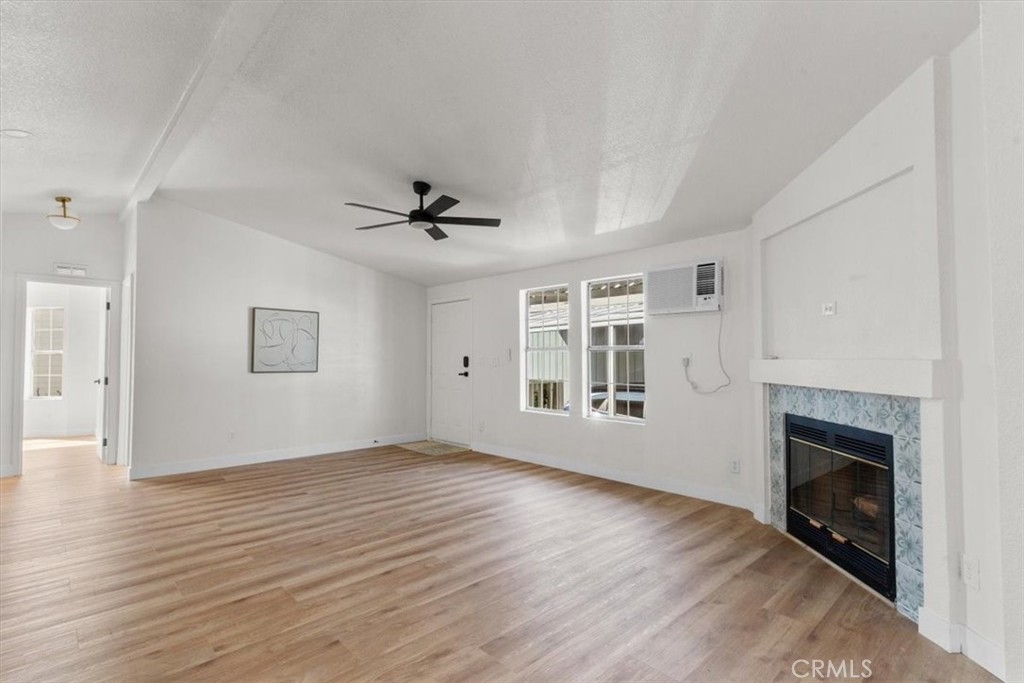 9080 Bloomfield 31
