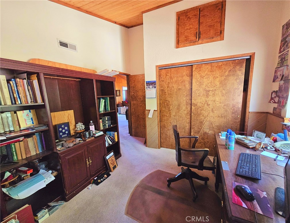 41620 Thrush Court