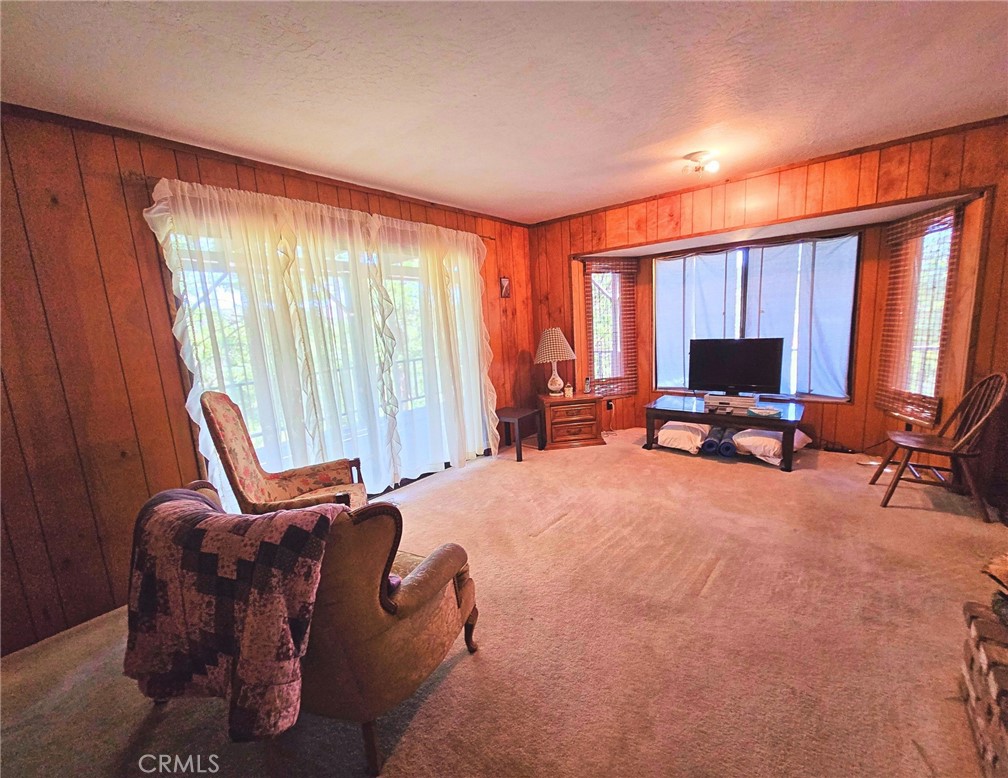 41620 Thrush Court