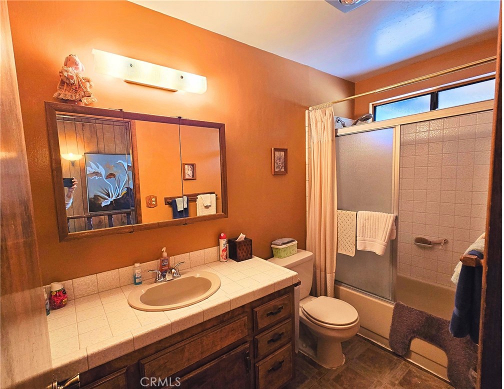 41620 Thrush Court