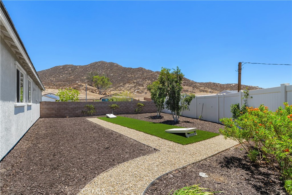 31672 Settlers Road