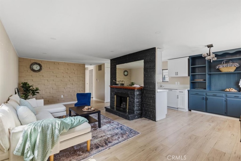 14272 Hoover 45