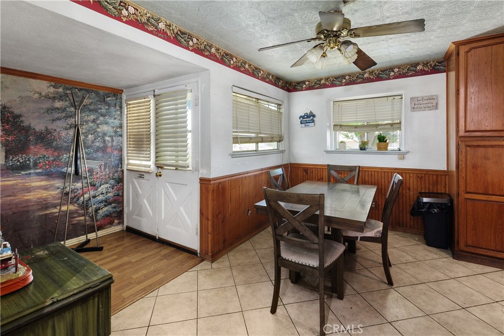 726 W Hacienda