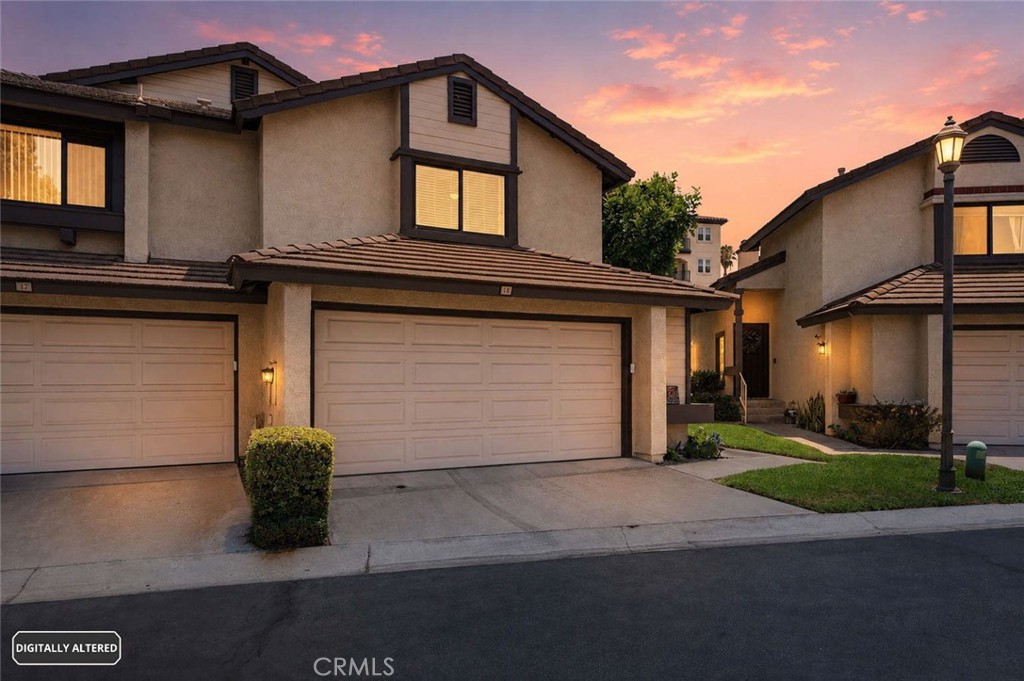 5050 Canyon Crest 18