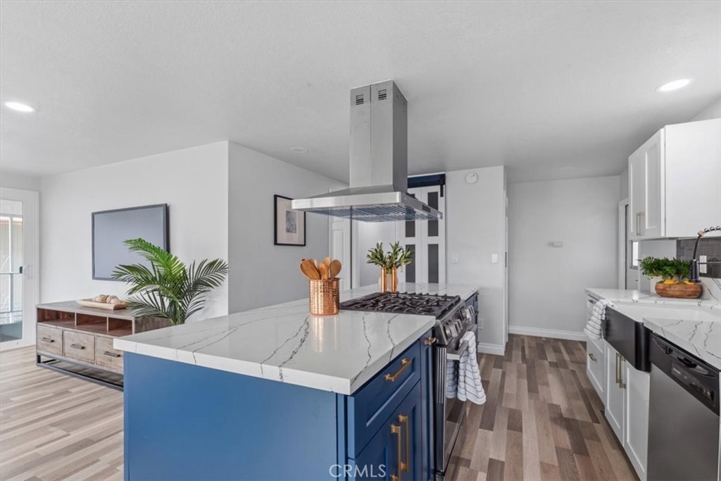 9080 Bloomfield Avenue 201