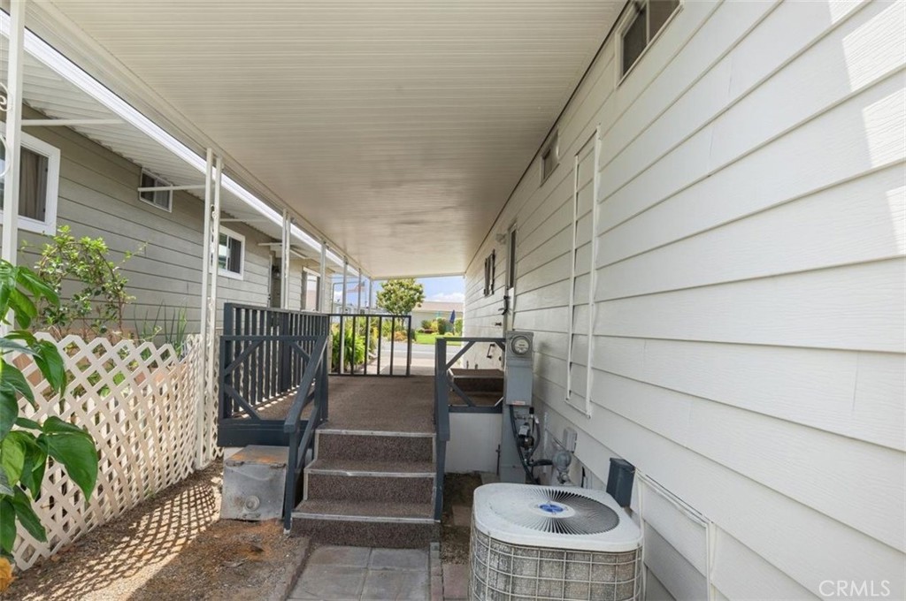 15621 Beach Blvd 103