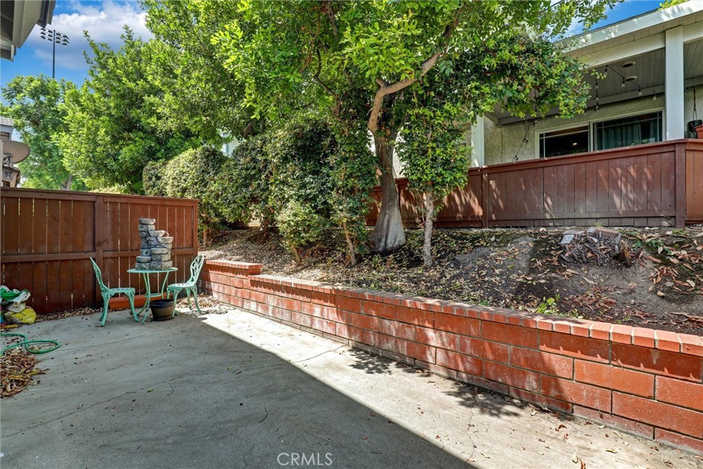 1742 Forum D
