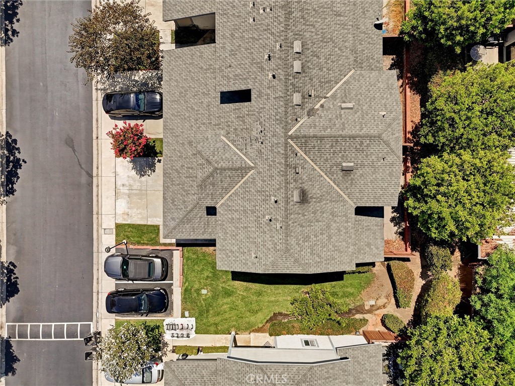 1742 Forum D