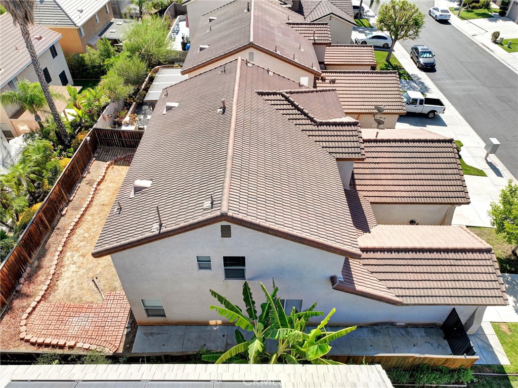 833 Pheasant Street