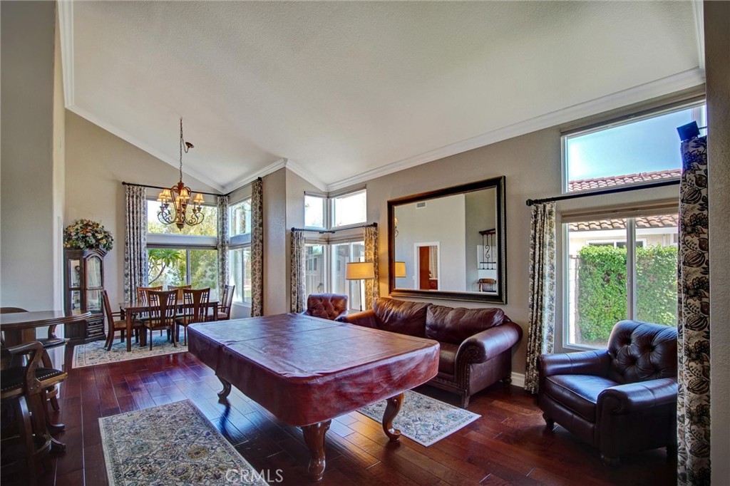 445 Somerset Circle