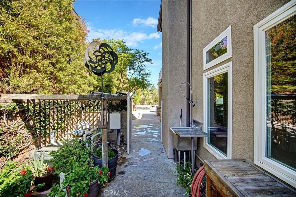 445 Somerset Circle