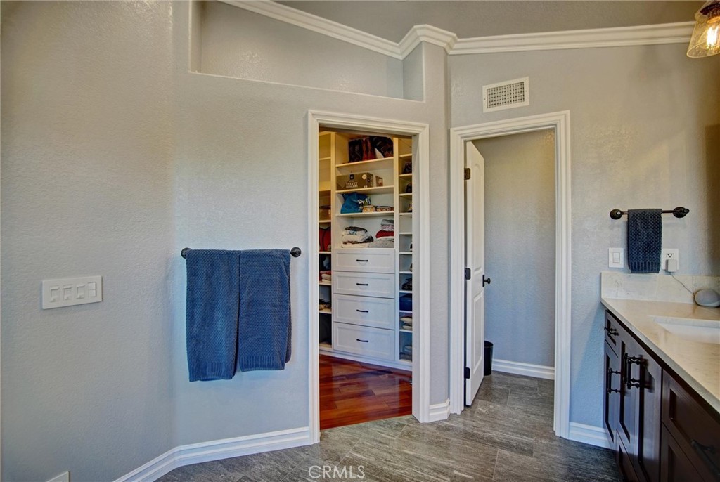 445 Somerset Circle