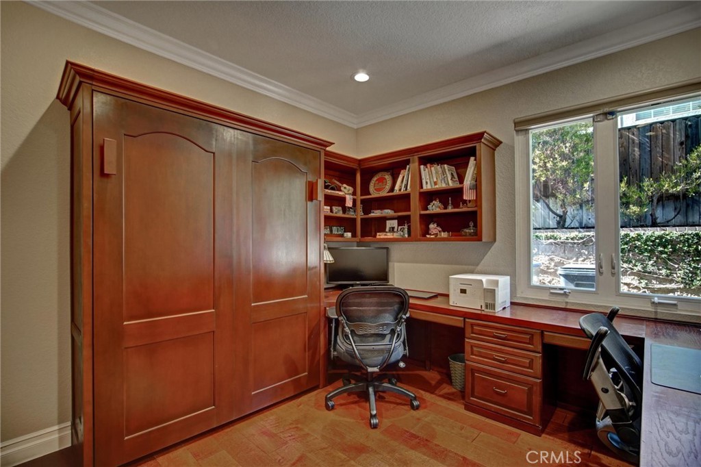445 Somerset Circle
