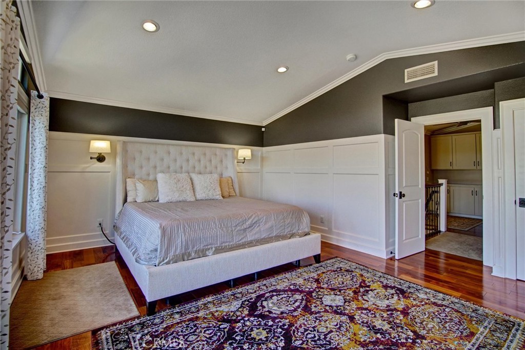 445 Somerset Circle