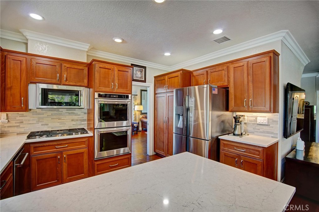 445 Somerset Circle