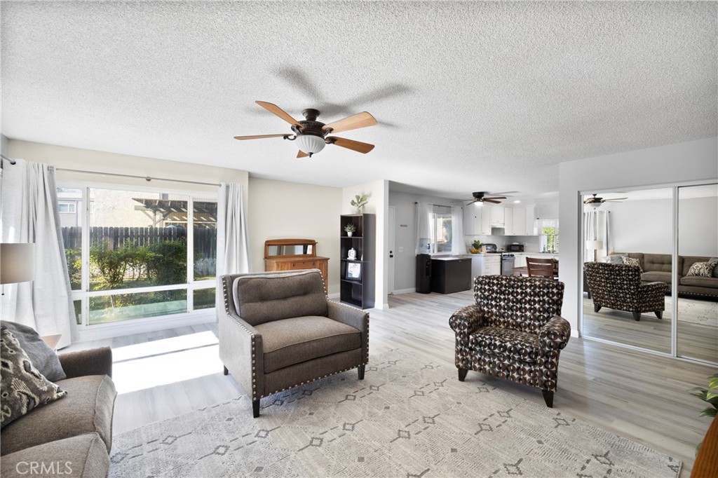 6270 Avenue Juan Diaz