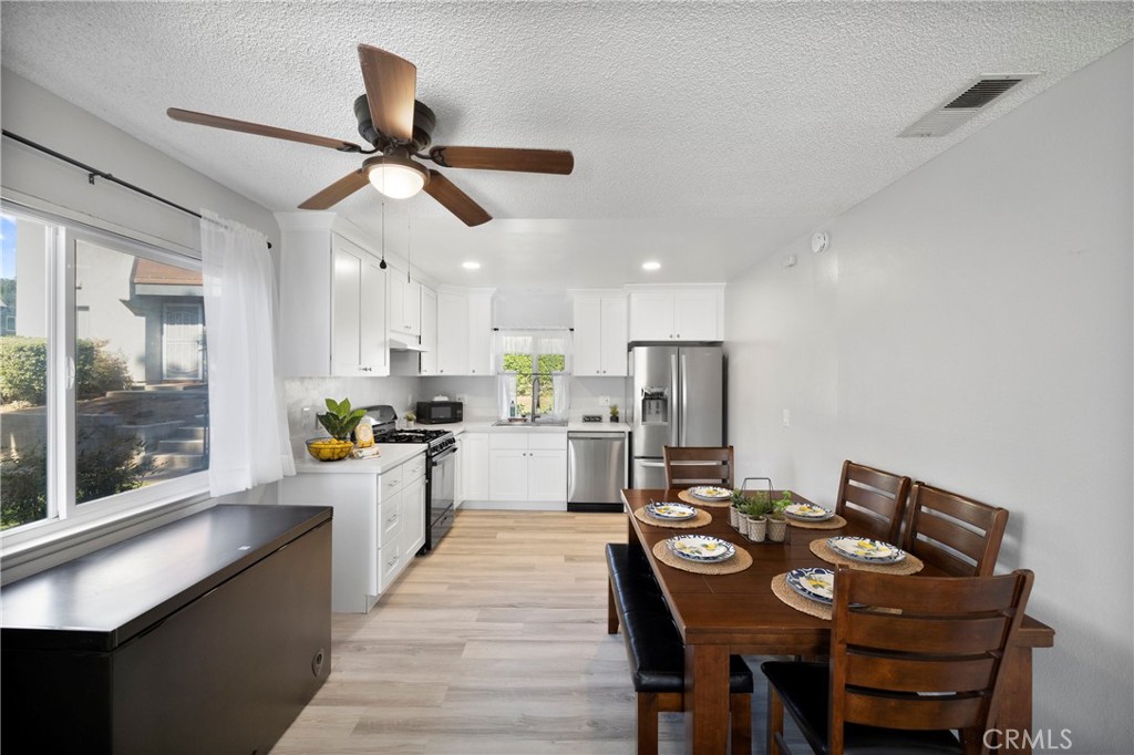 6270 Avenue Juan Diaz