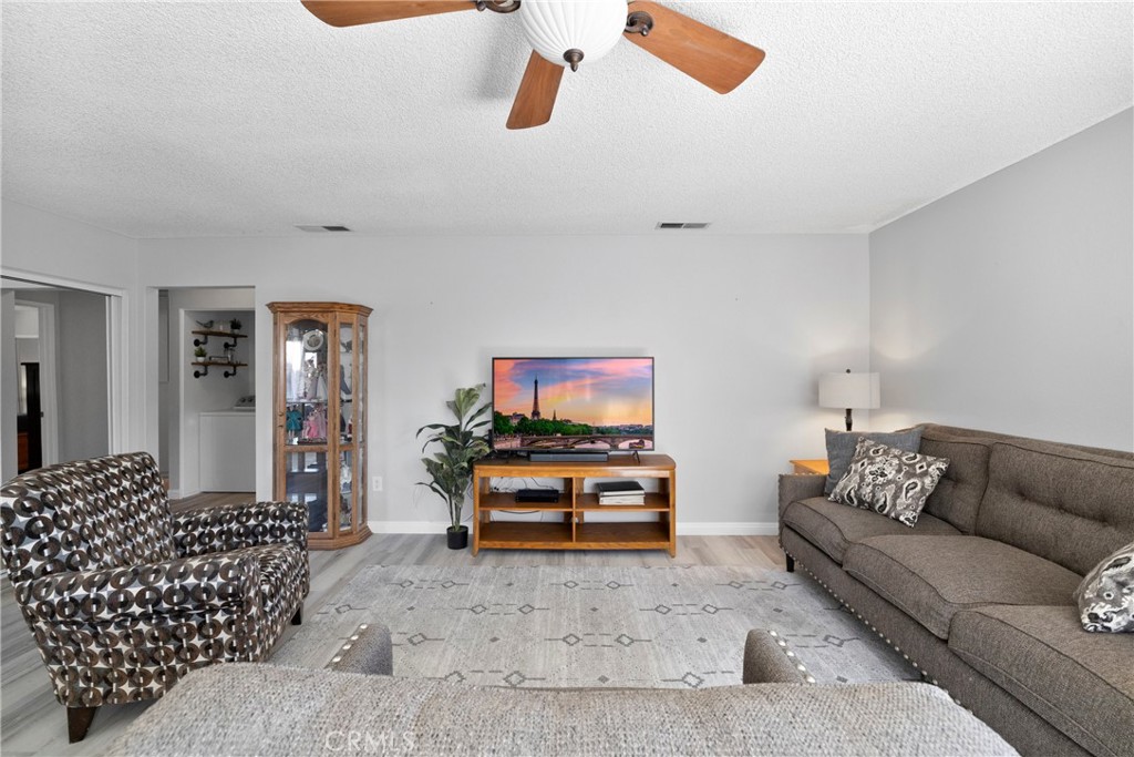 6270 Avenue Juan Diaz