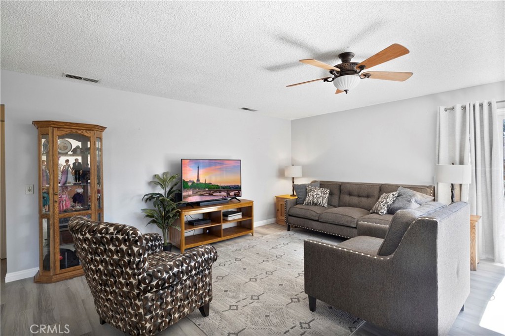6270 Avenue Juan Diaz