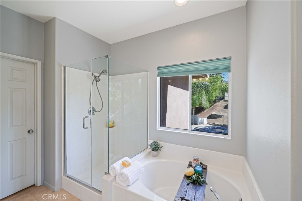 3353 Heatherbrook Circle