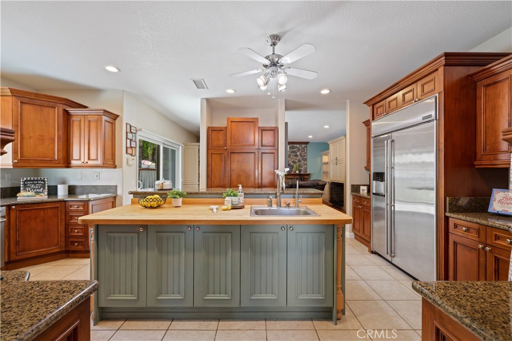 3353 Heatherbrook Circle