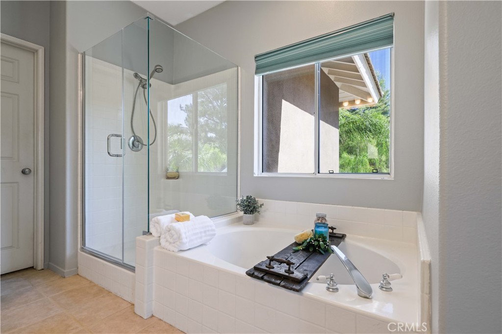 3353 Heatherbrook Circle
