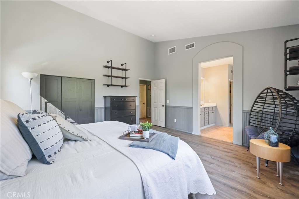 3353 Heatherbrook Circle