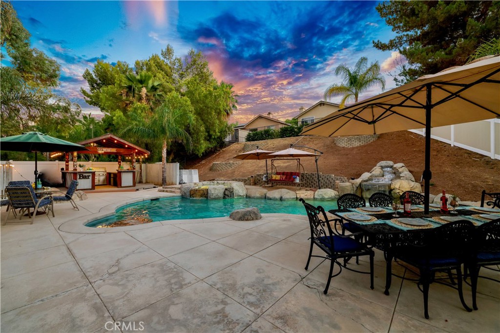 3353 Heatherbrook Circle