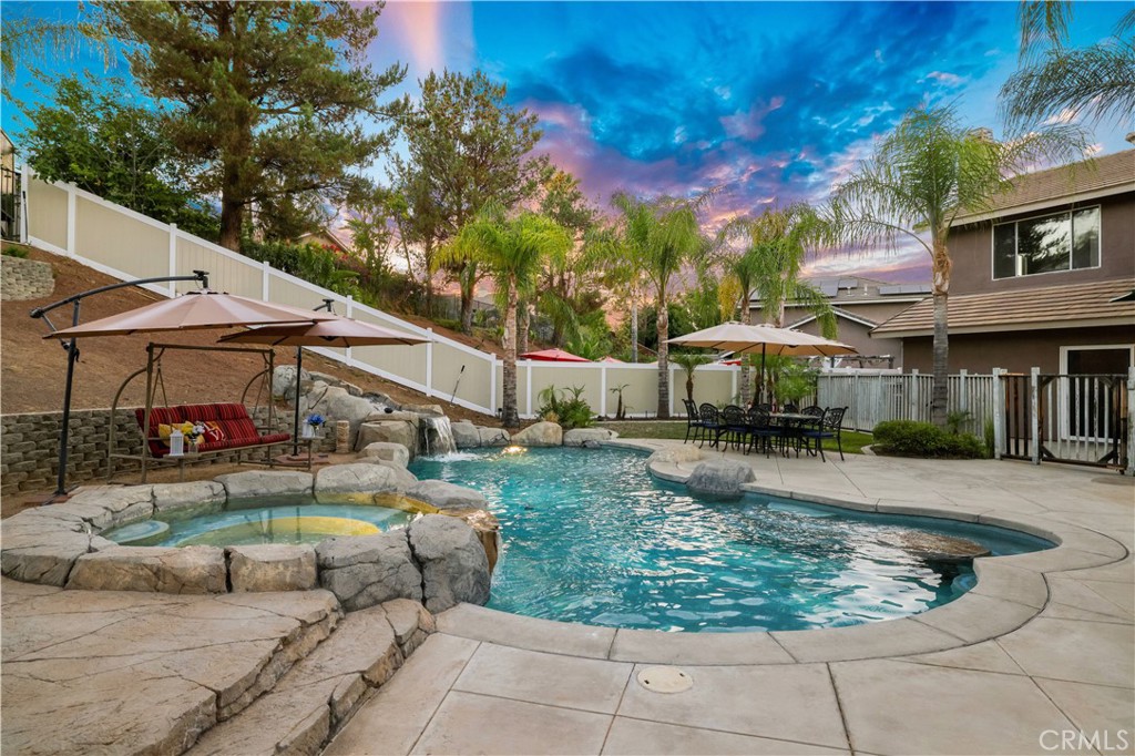 3353 Heatherbrook Circle