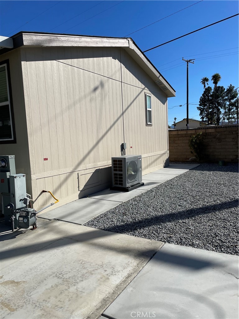 655 E Main Street 44