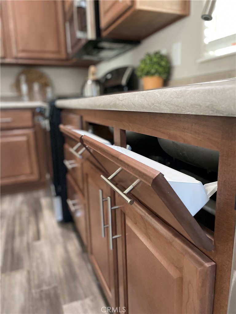 655 E Main Street 44