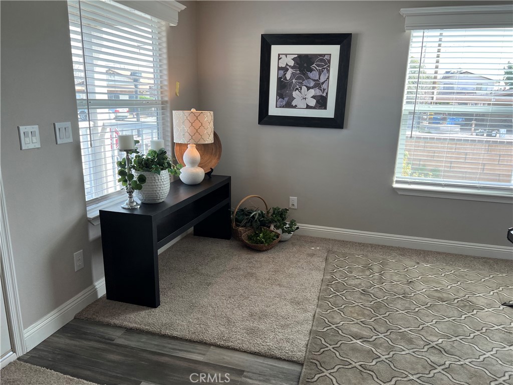 655 E Main Street 44