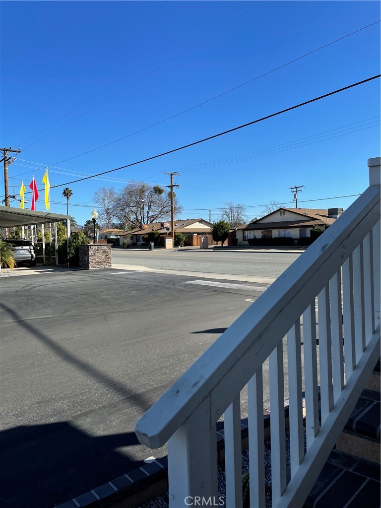 655 E Main Street 44